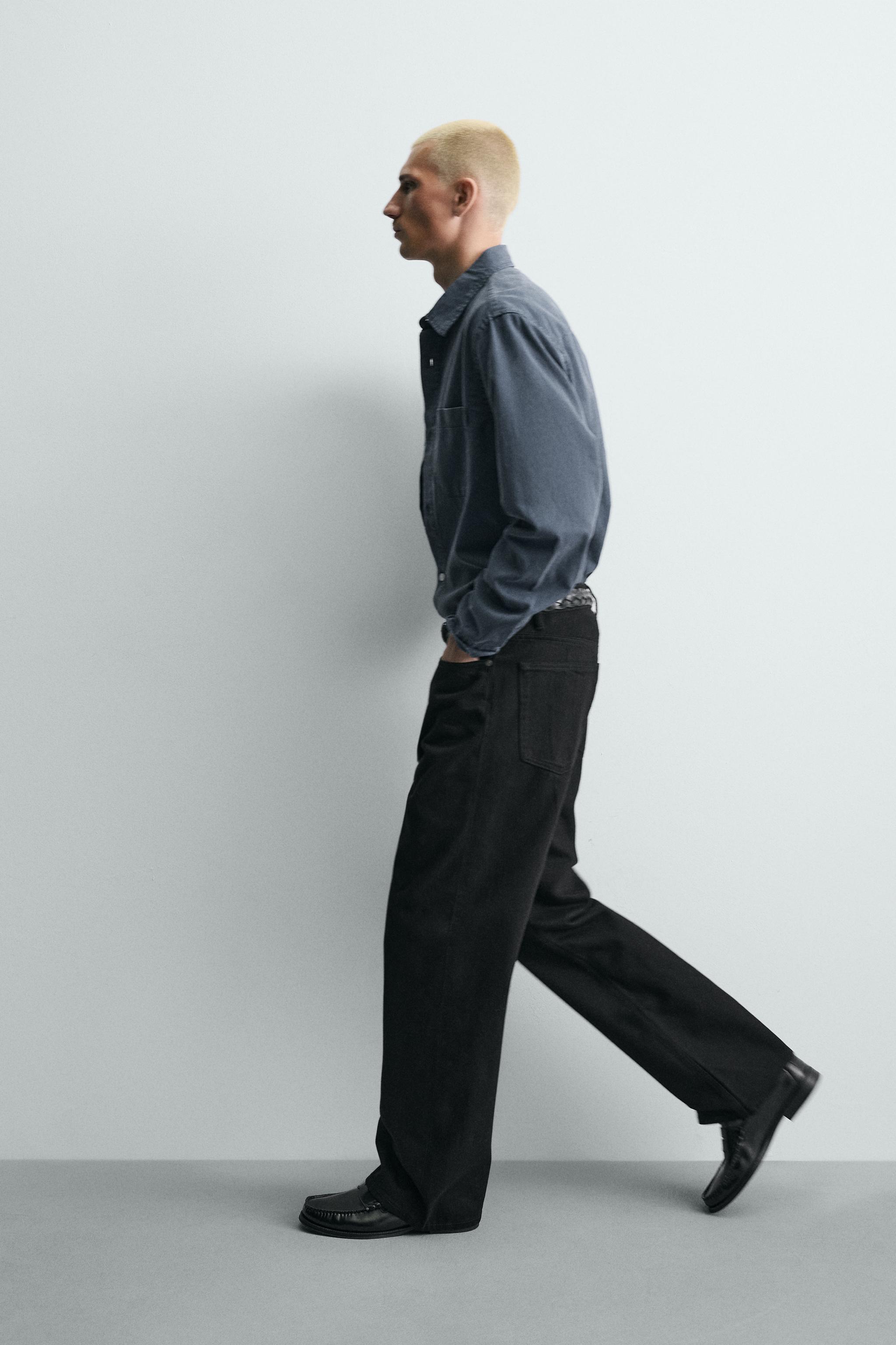 LOOSE FIT JEANS